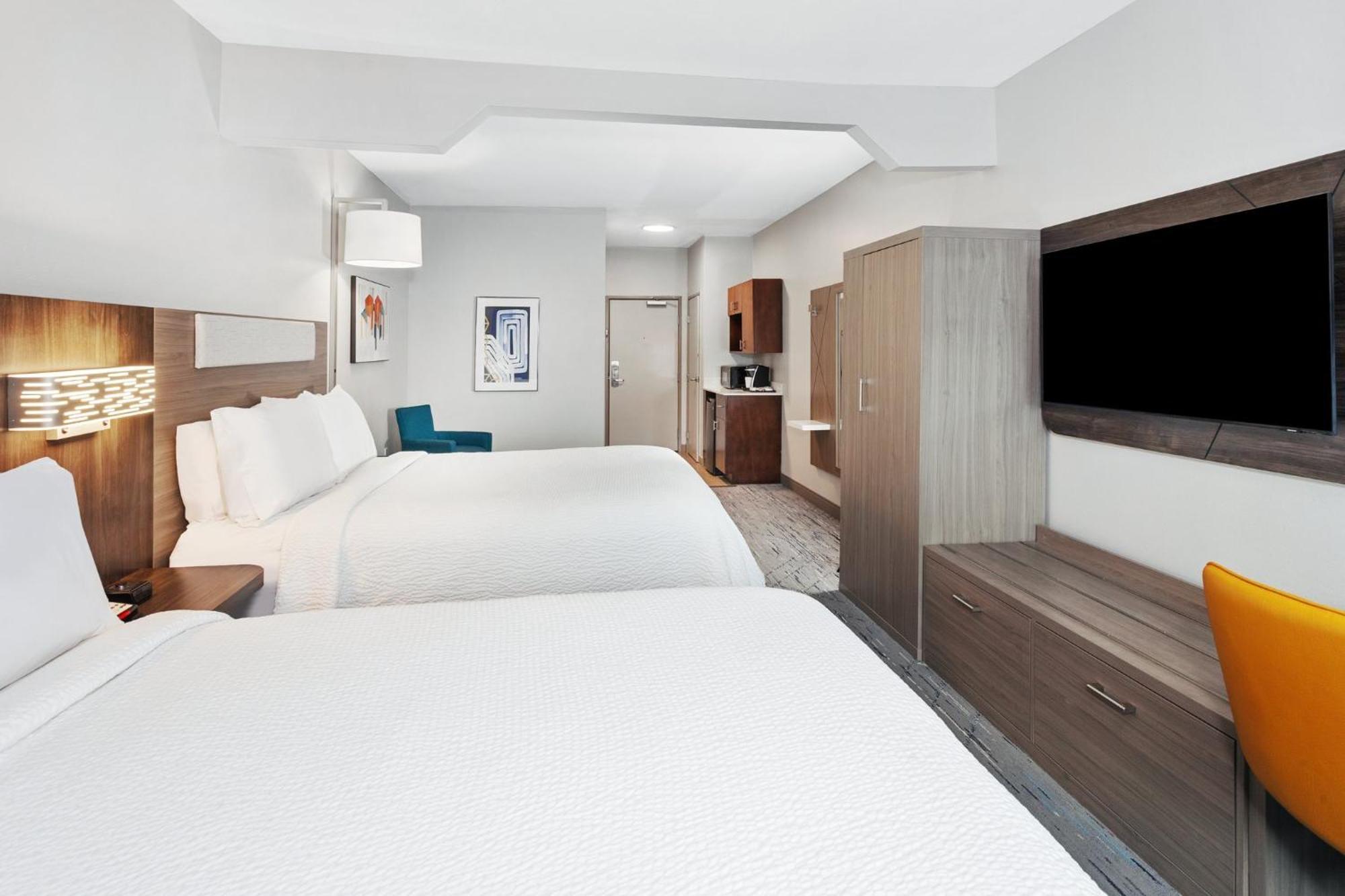 Holiday Inn Express & Suites Carmel North - Westfield By Ihg Exterior foto