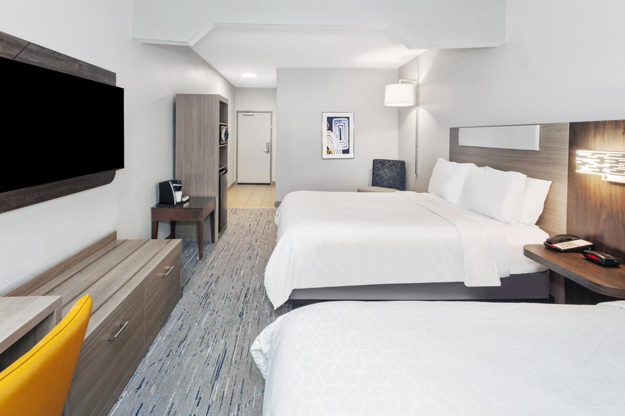 Holiday Inn Express & Suites Carmel North - Westfield By Ihg Exterior foto